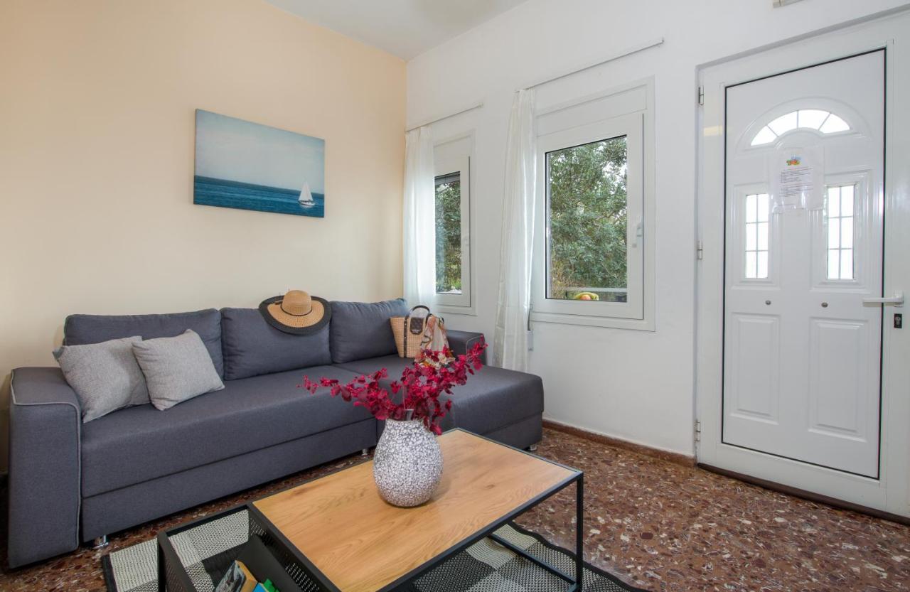Plaka House Villa Exterior photo