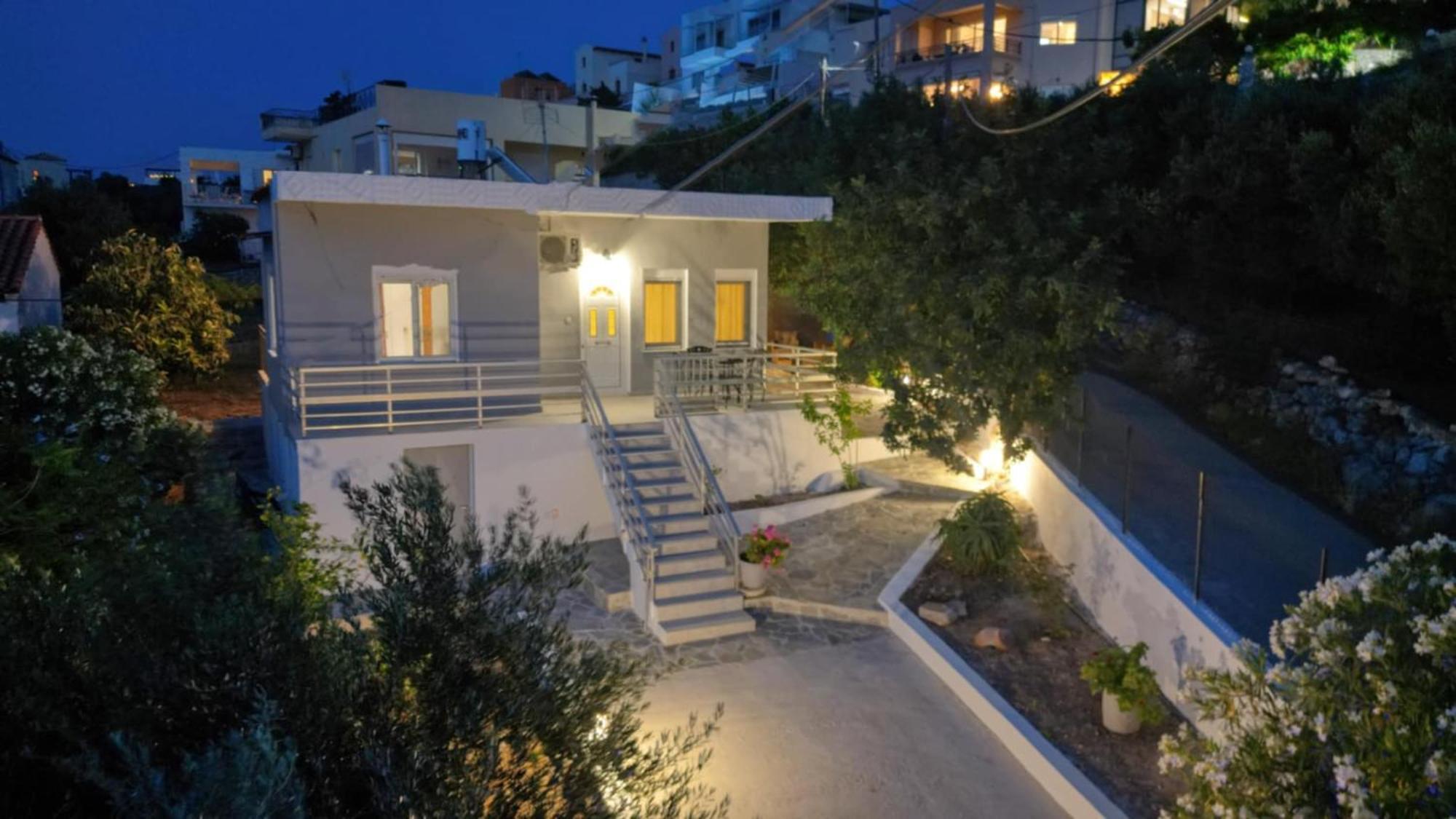 Plaka House Villa Exterior photo